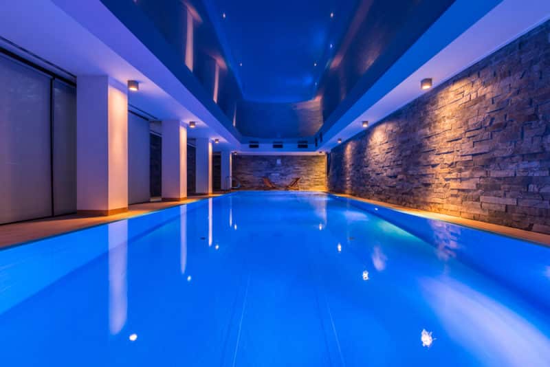 led-luxury-pool